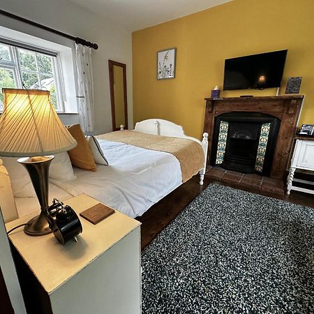 Home Farm Bed & Breakfast 米尔顿凯恩斯 外观 照片